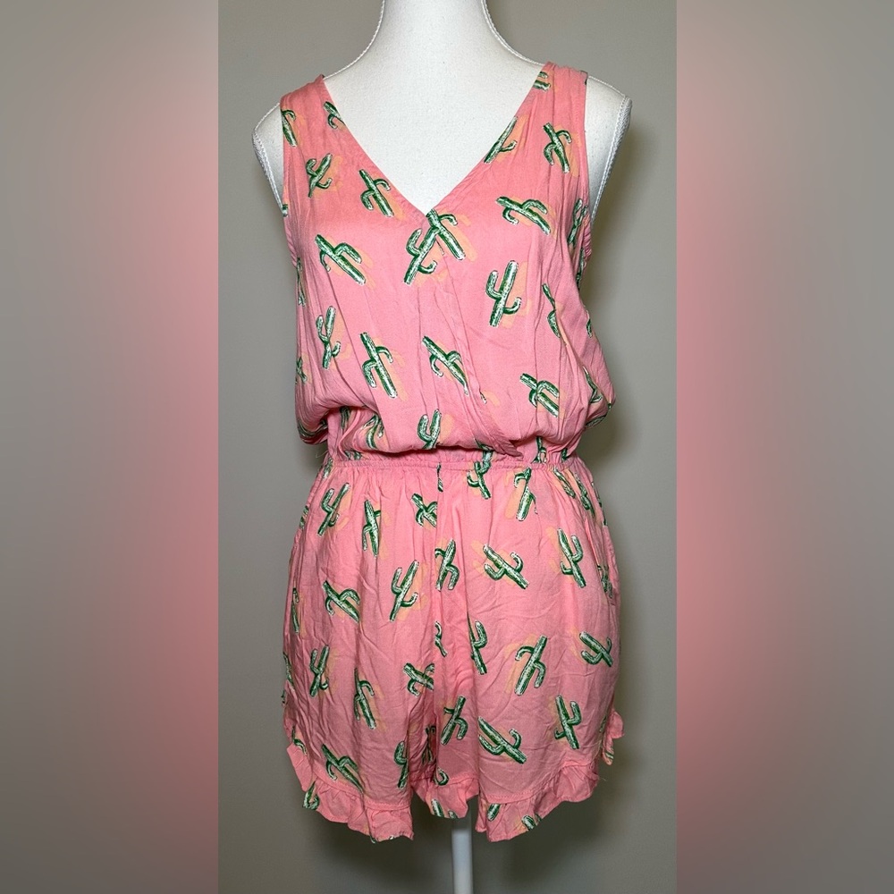 NWT 🌵 Wet Seal Cactus Print Romper Pink Green Summer Beach Cute Boho Festival M - Picture 2 of 13